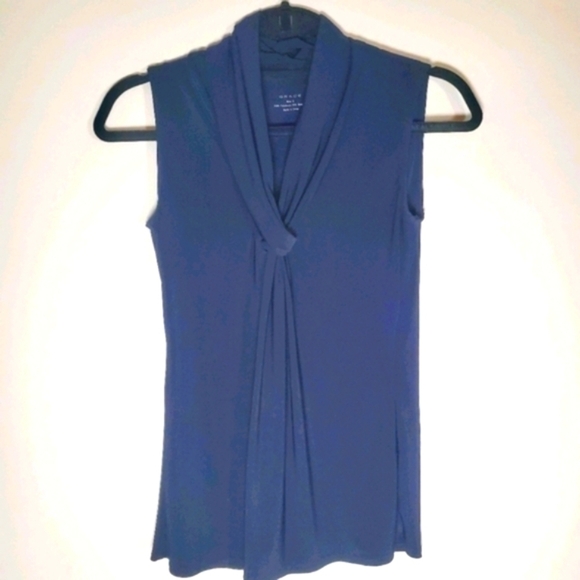 Grace Navy Blue Knot V Neck Sleeveless Top Size Small - Picture 2 of 7